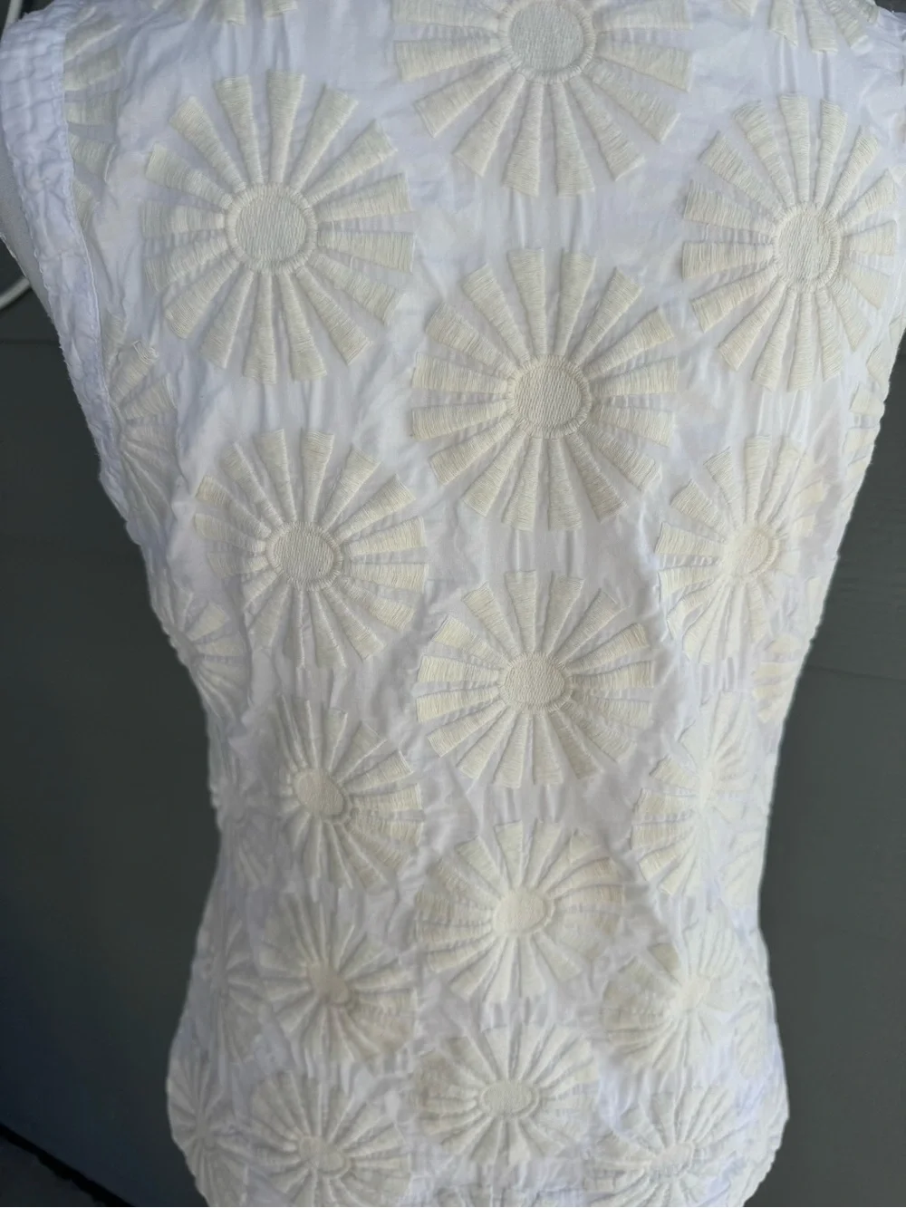 Tory Burch White Floral Ruffle-Front Sleeveless Blouse